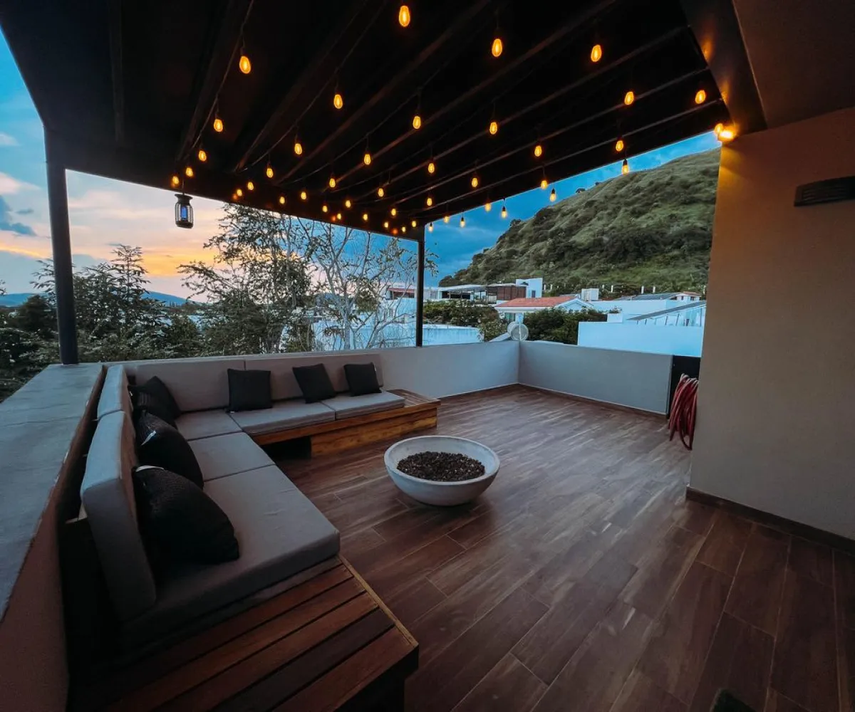 Casa En Venta,Los Gavilanes ,Avenida López Mateos Sur 5550, Tlajomulco de Zúñiga, Jalisco 45645, 4 Habitaciones,7 Baños,Avenida López Mateos Sur,3,pD9xVKd