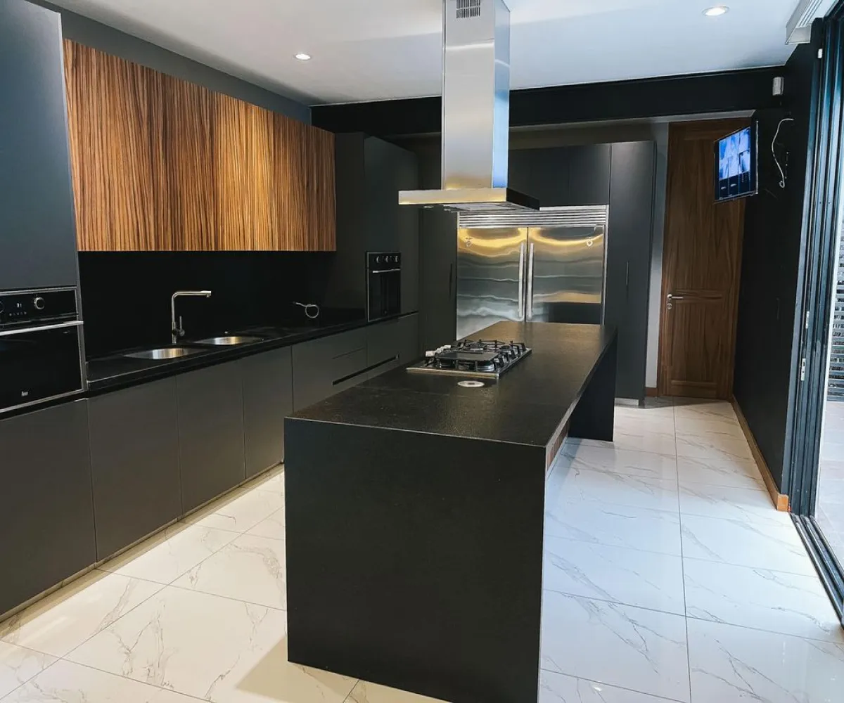 Casa En Venta,Los Gavilanes ,Avenida López Mateos Sur 5550, Tlajomulco de Zúñiga, Jalisco 45645, 4 Habitaciones,7 Baños,Avenida López Mateos Sur,3,pD9xVKd