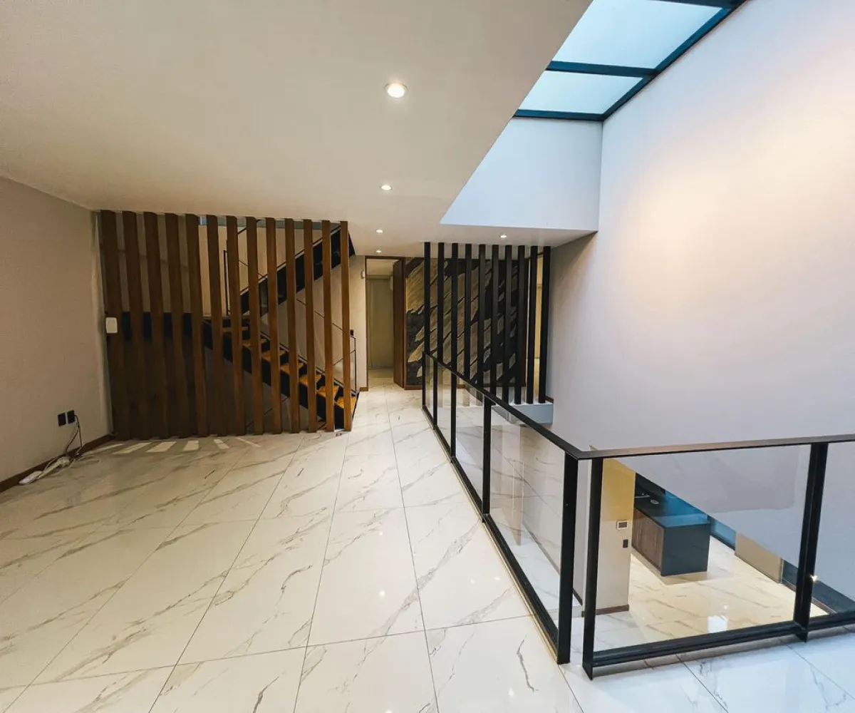 Casa En Venta,Los Gavilanes ,Avenida López Mateos Sur 5550, Tlajomulco de Zúñiga, Jalisco 45645, 4 Habitaciones,7 Baños,Avenida López Mateos Sur,3,pD9xVKd