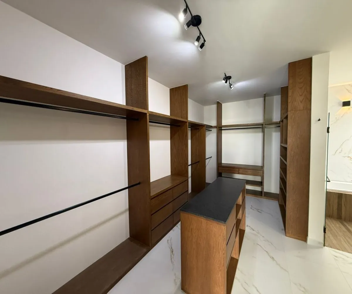 Casa En Venta,Villa Verona,Avenida Verona 7500, Zapopan, Jalisco 45110, 6 Habitaciones,6 Baños,Avenida Verona,3,pA1SbWH