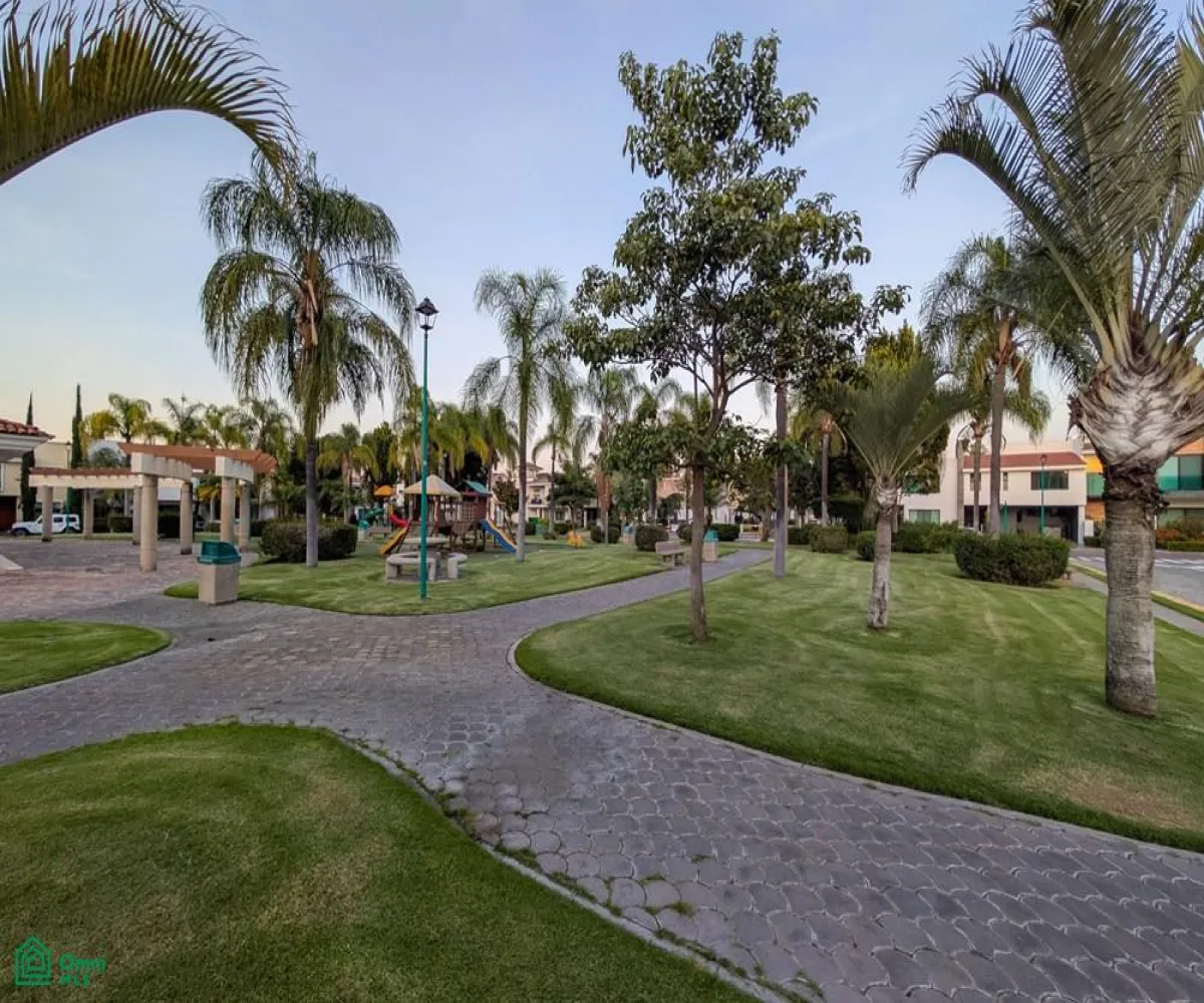 Casa En Venta,Fraccionamiento Jardín Real,Coto 3 Jardín de Cibeles 505, Zapopan, Jalisco 45136, 4 Habitaciones,4 Baños,Coto 3 Jardín de Cibeles,3,MX251017170