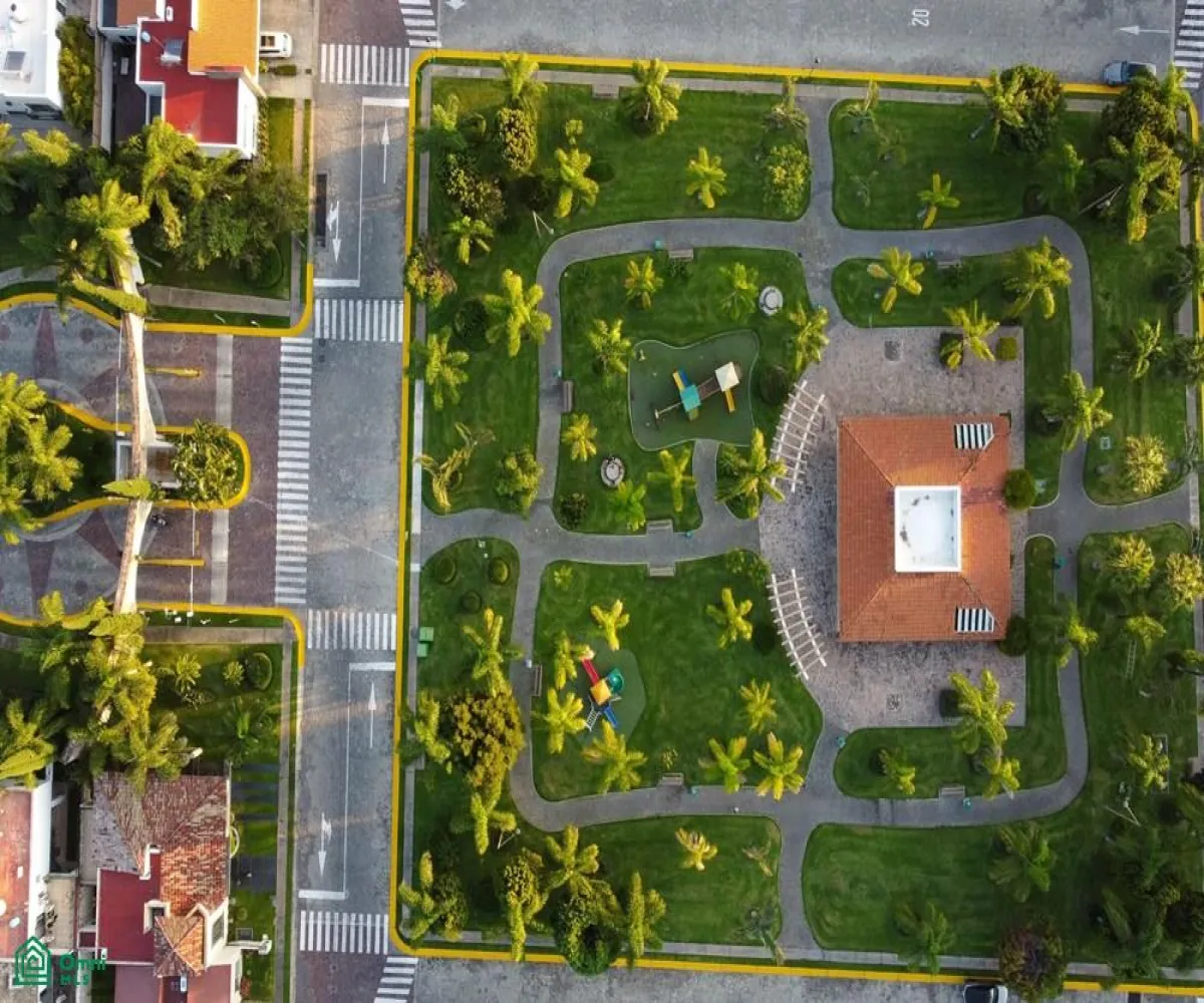 Casa En Venta,Fraccionamiento Jardín Real,Coto 3 Jardín de Cibeles 505, Zapopan, Jalisco 45136, 4 Habitaciones,4 Baños,Coto 3 Jardín de Cibeles,3,MX251017170