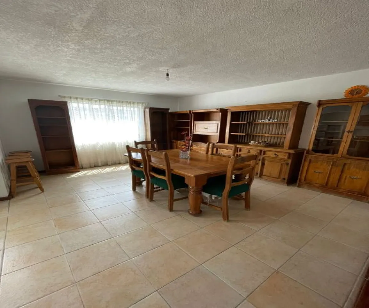 Casa En Venta,Alcaldes,Don Pedro de Marfil 17, Lagos de Moreno, Jalisco 47474, 3 Habitaciones,3 Baños,Don Pedro de Marfil,1,pO9k0Sd