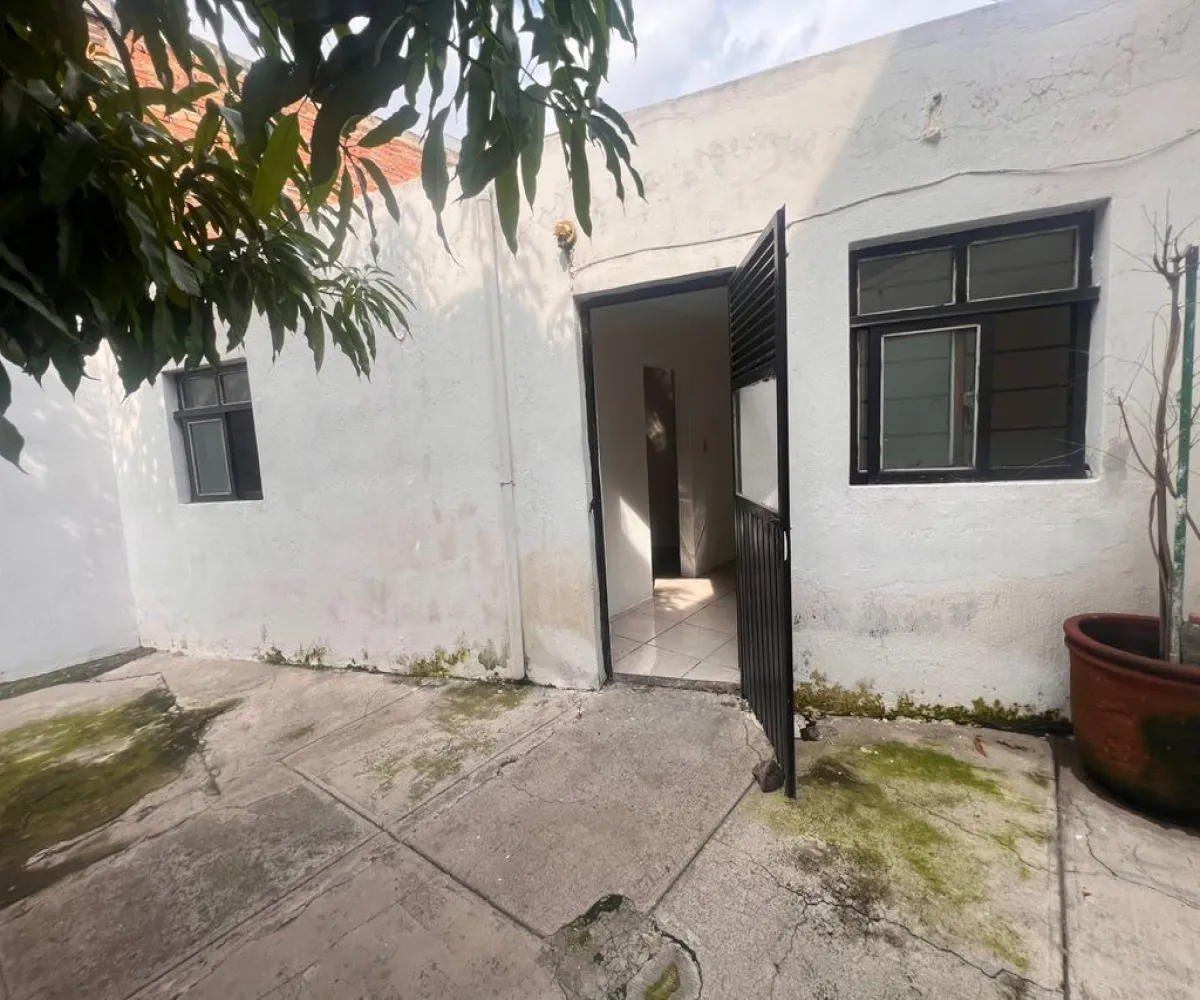 Casa En Venta,Del Fresno,Calle Zapote 1437, Guadalajara, Jalisco 44900, 6 Habitaciones,4 Baños,Calle Zapote,1,poBkhcb