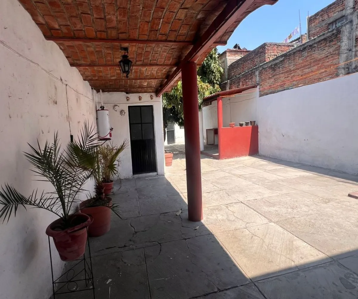 Casa En Venta,Del Fresno,Calle Zapote 1437, Guadalajara, Jalisco 44900, 6 Habitaciones,4 Baños,Calle Zapote,1,poBkhcb