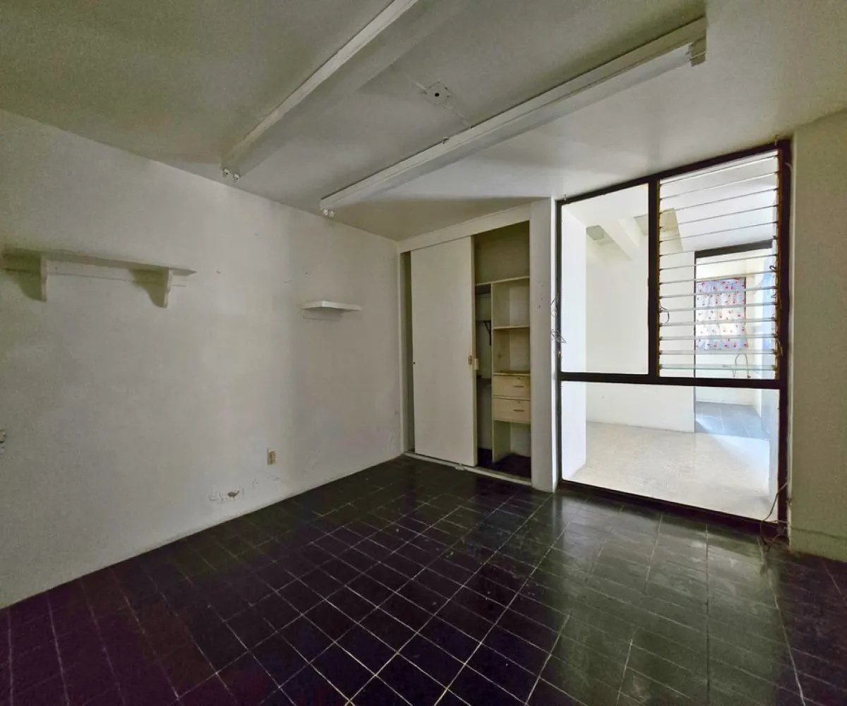 Casa En Venta,Jardines del Country,Mesones 2005, Guadalajara, Jalisco 44210, 5 Habitaciones,2 Baños,Mesones,1,pfq9xbZ