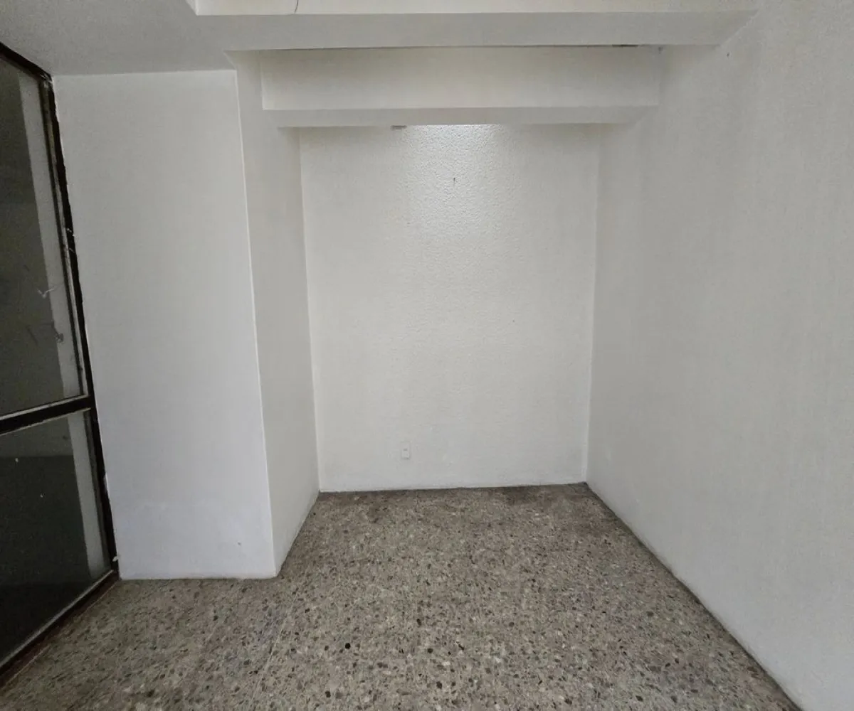 Casa En Venta,Jardines del Country,Mesones 2005, Guadalajara, Jalisco 44210, 5 Habitaciones,2 Baños,Mesones,1,pfq9xbZ