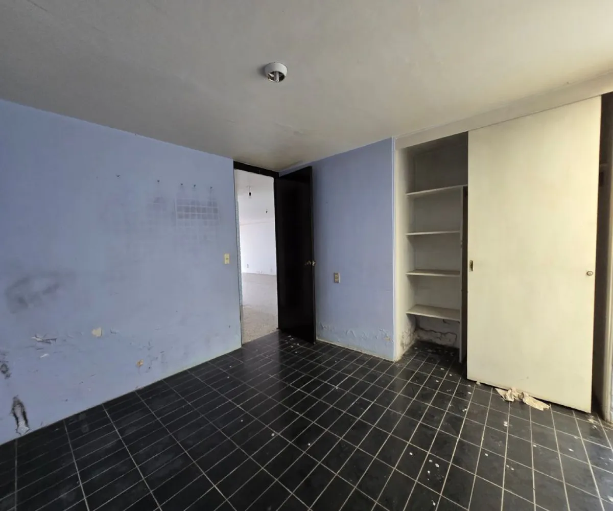 Casa En Venta,Jardines del Country,Mesones 2005, Guadalajara, Jalisco 44210, 5 Habitaciones,2 Baños,Mesones,1,pfq9xbZ