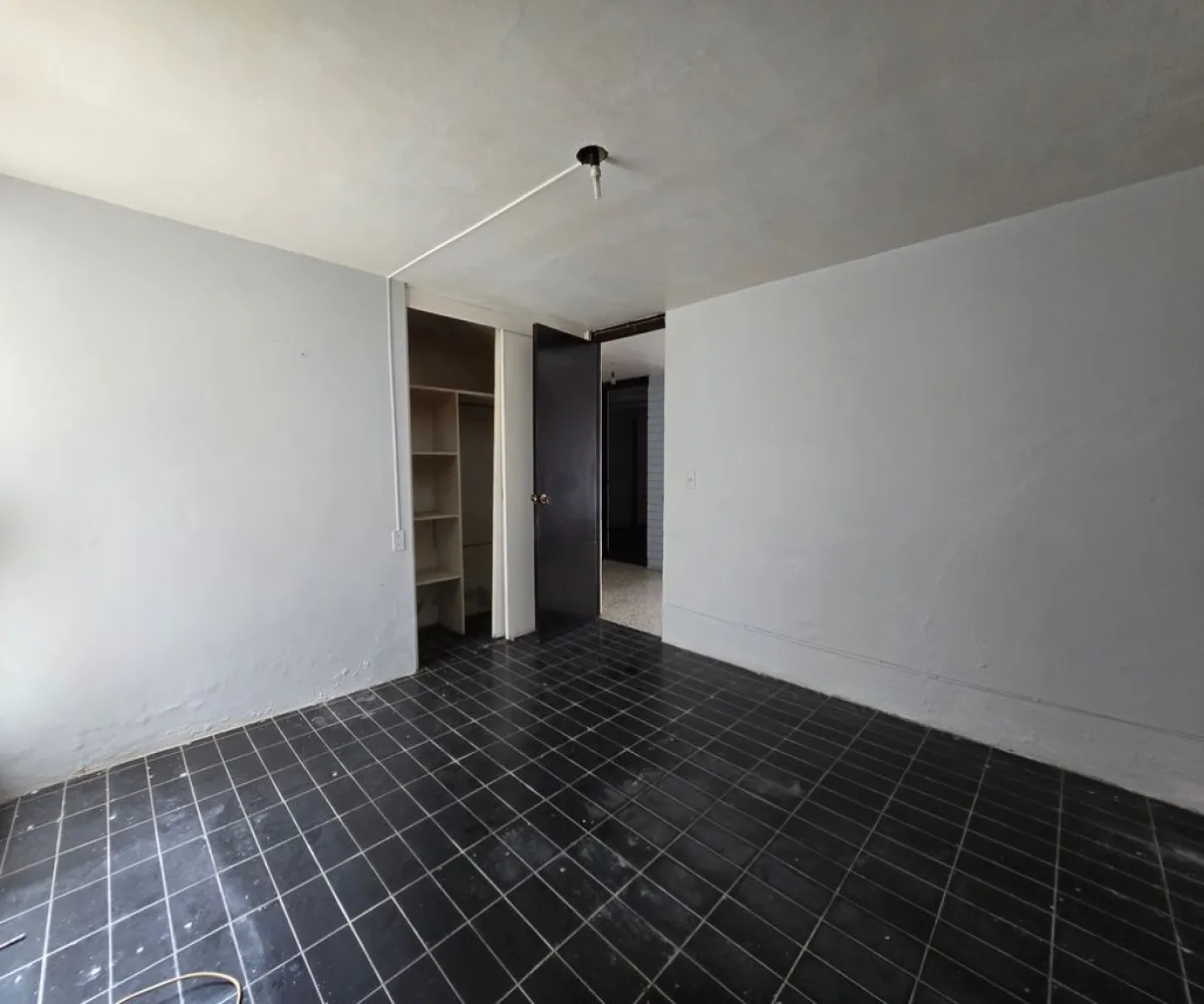 Casa En Venta,Jardines del Country,Mesones 2005, Guadalajara, Jalisco 44210, 5 Habitaciones,2 Baños,Mesones,1,pfq9xbZ