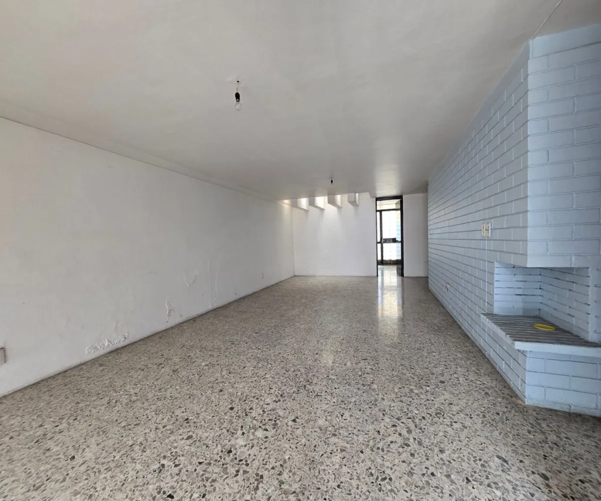 Casa En Venta,Jardines del Country,Mesones 2005, Guadalajara, Jalisco 44210, 5 Habitaciones,2 Baños,Mesones,1,pfq9xbZ