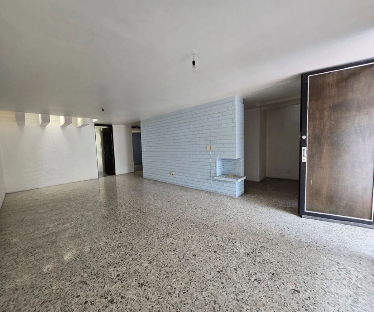 Casa En Venta,Jardines del Country,Mesones 2005, Guadalajara, Jalisco 44210, 5 Habitaciones,2 Baños,Mesones,1,pfq9xbZ