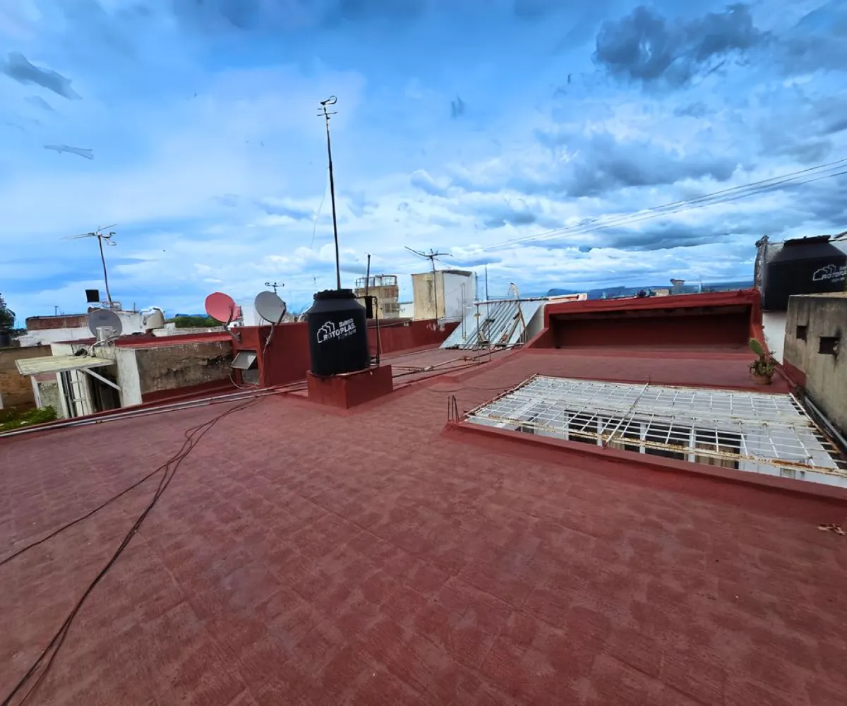 Casa En Venta,Jardines del Country,Mesones 2005, Guadalajara, Jalisco 44210, 5 Habitaciones,2 Baños,Mesones,1,pfq9xbZ