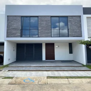 Casa En Venta,Capital Norte,Avenida D 575, Zapopan, Jalisco 45134, 3 Habitaciones,2 Baños,Avenida D,3,pO0Fg1s