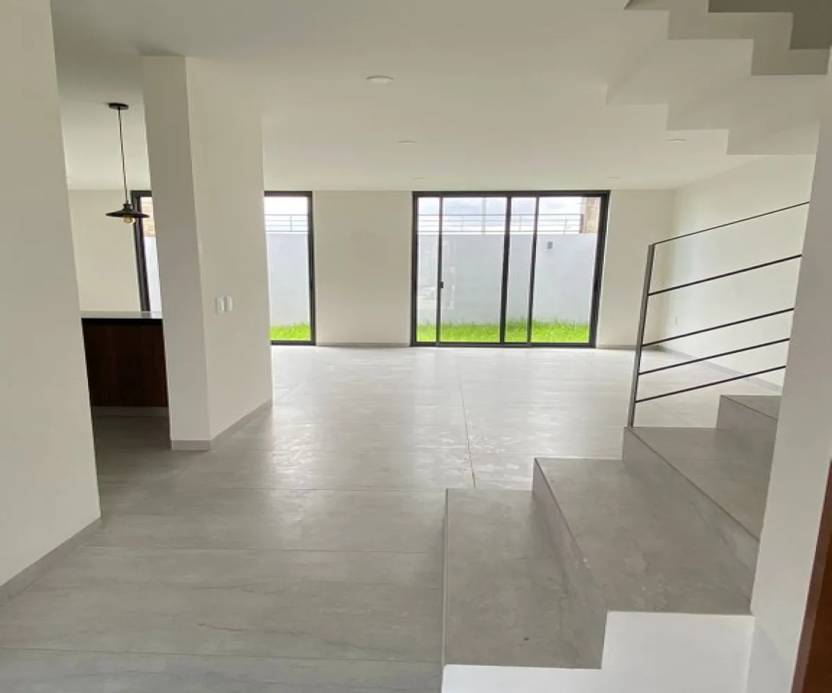 Casa En Venta,Capital Norte,Avenida D 575, Zapopan, Jalisco 45134, 3 Habitaciones,2 Baños,Avenida D,3,pO0Fg1s
