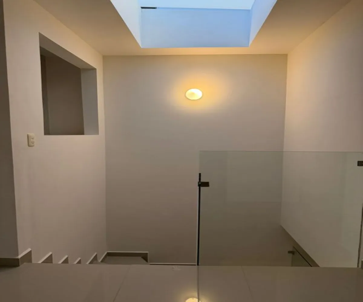 Casa En Venta,Altavista Residencial,Altavista Poniente 272 63, Zapopan, Jalisco 45134, 3 Habitaciones,3 Baños,Altavista Poniente,1,puQM1cT