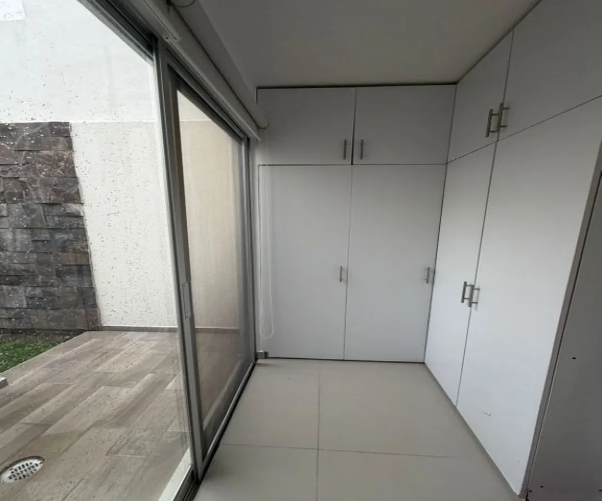 Casa En Venta,Altavista Residencial,Altavista Poniente 272 63, Zapopan, Jalisco 45134, 3 Habitaciones,3 Baños,Altavista Poniente,1,puQM1cT