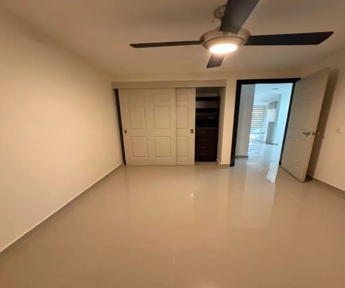 Casa En Venta,Altavista Residencial,Altavista Poniente 272 63, Zapopan, Jalisco 45134, 3 Habitaciones,3 Baños,Altavista Poniente,1,puQM1cT