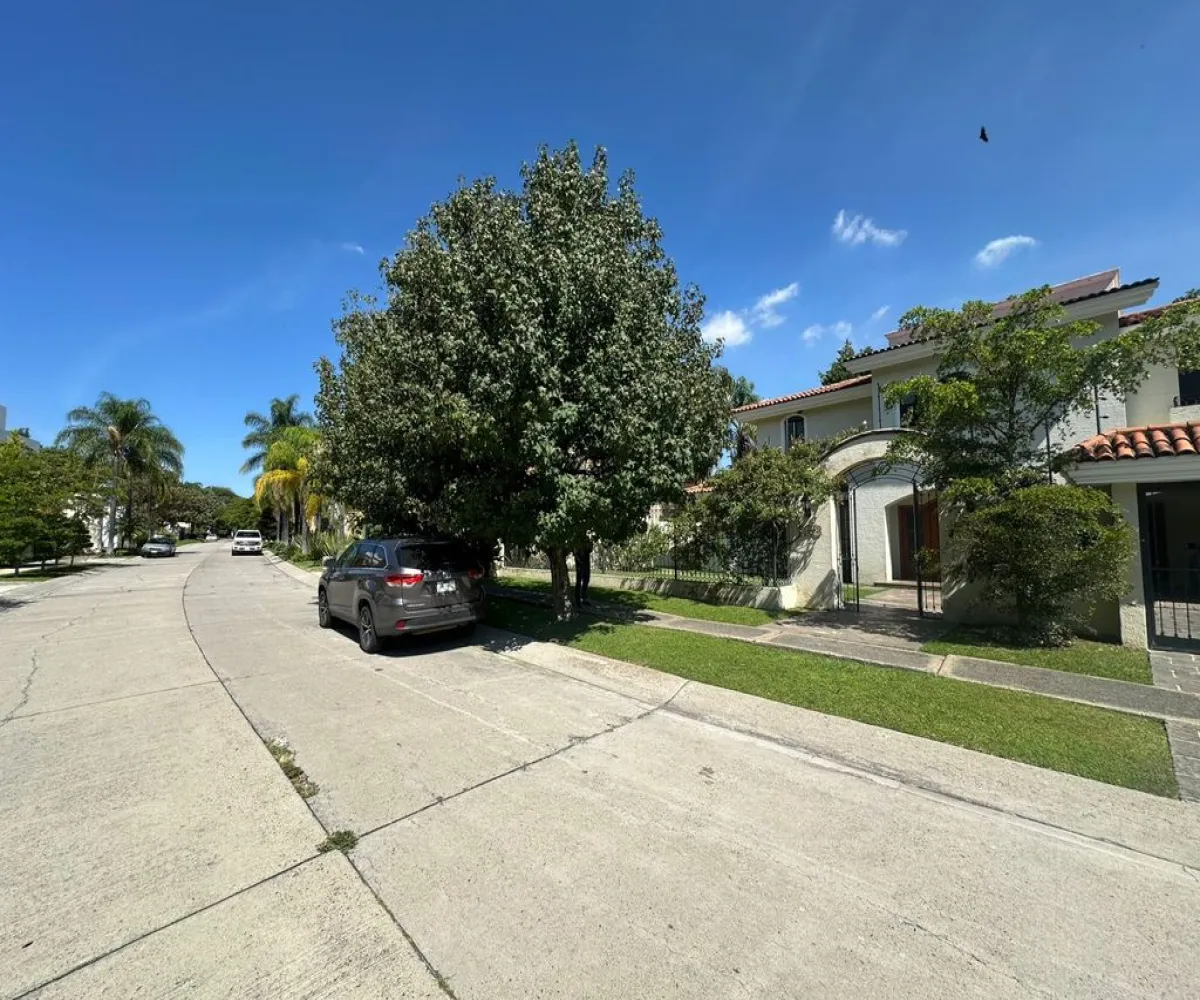 Casa En Venta,El Palomar,Paseó de los Cedros S/N 128, Tlajomulco de Zúñiga, Jalisco 45643, 4 Habitaciones,5 Baños,Paseó de los Cedros,1,pXsOVho