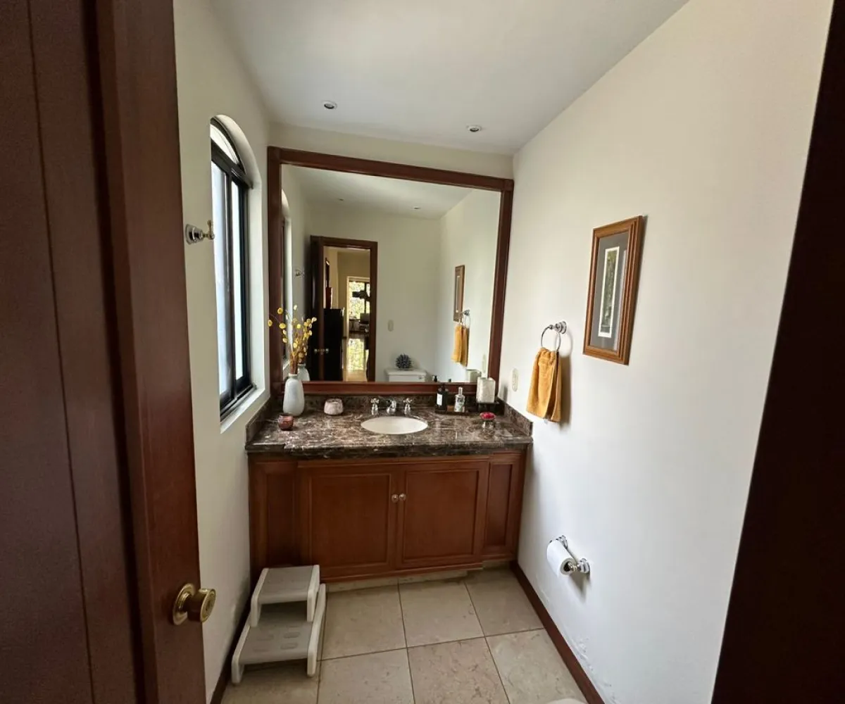 Casa En Venta,El Palomar,Paseó de los Cedros S/N 128, Tlajomulco de Zúñiga, Jalisco 45643, 4 Habitaciones,5 Baños,Paseó de los Cedros,1,pXsOVho