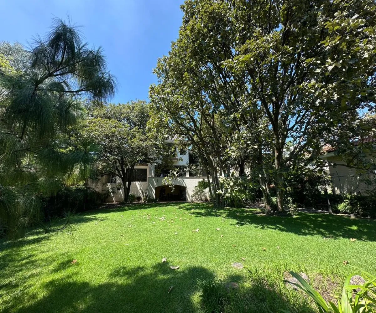 Casa En Venta,El Palomar,Paseó de los Cedros S/N 128, Tlajomulco de Zúñiga, Jalisco 45643, 4 Habitaciones,5 Baños,Paseó de los Cedros,1,pXsOVho