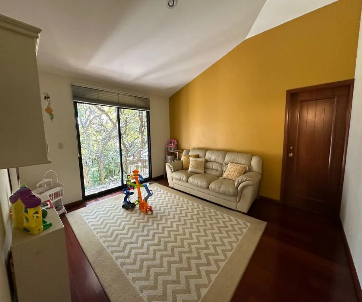 Casa En Venta,El Palomar,Paseó de los Cedros S/N 128, Tlajomulco de Zúñiga, Jalisco 45643, 4 Habitaciones,5 Baños,Paseó de los Cedros,1,pXsOVho