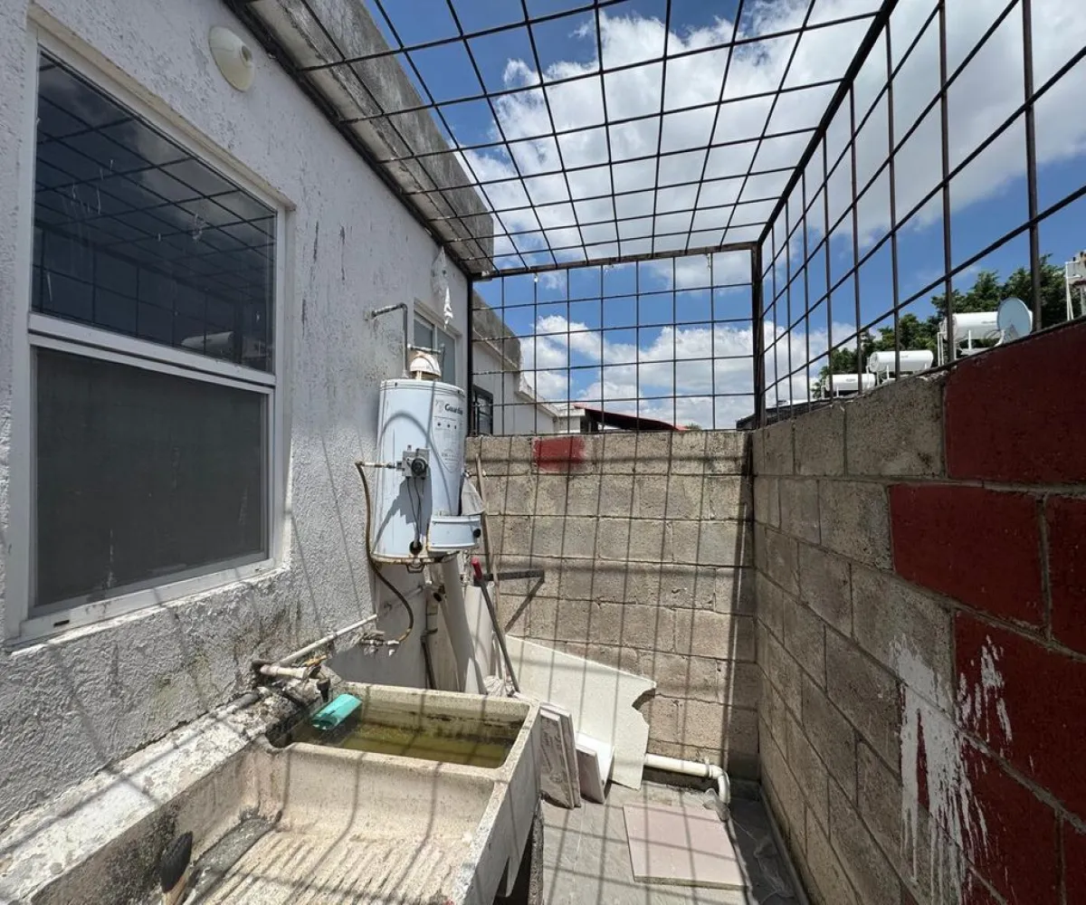 Casa En Venta,Los Encinos,Circuito Fresno 30, Tlajomulco de Zúñiga, Jalisco 45650, 2 Habitaciones,1 Baño,Circuito Fresno,1,ppaRwQl