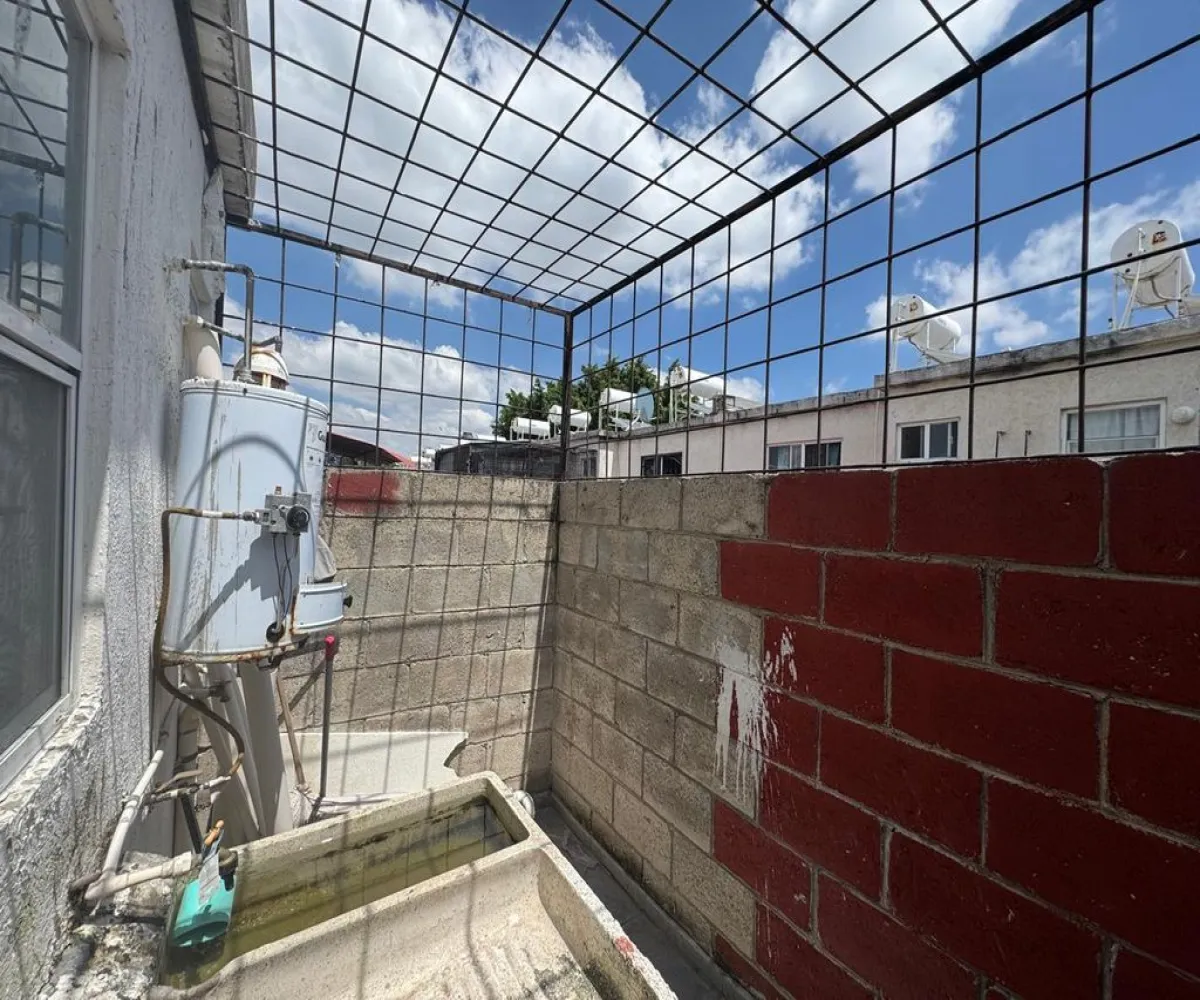 Casa En Venta,Los Encinos,Circuito Fresno 30, Tlajomulco de Zúñiga, Jalisco 45650, 2 Habitaciones,1 Baño,Circuito Fresno,1,ppaRwQl