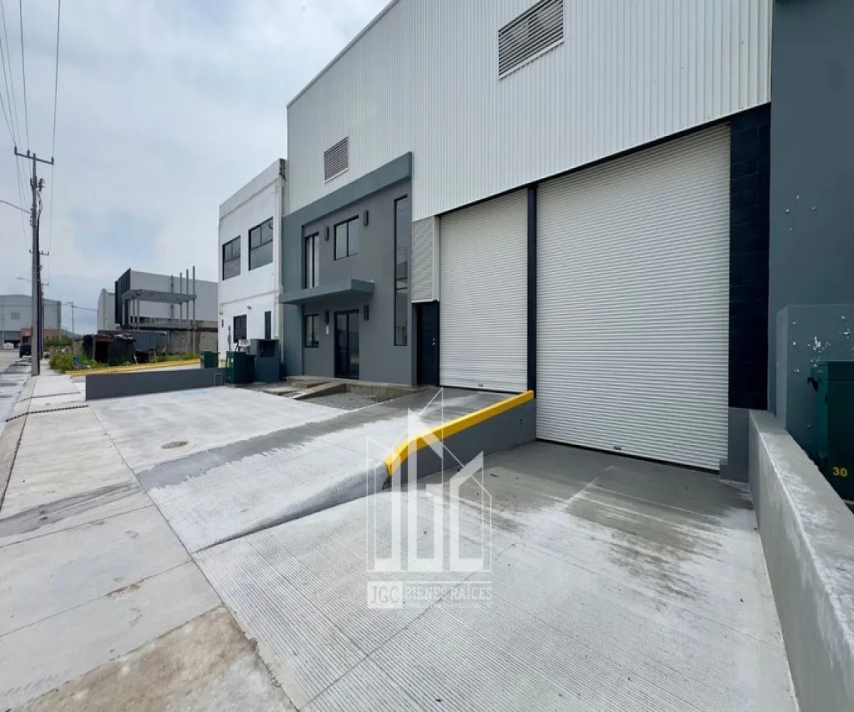 Bodega En Venta,Santa Cruz de las Flores,Privada Rosa Morada Industrial Santa Cruz 4, Tlajomulco de Zúñiga, Jalisco 47720,1 Baño,Privada Rosa Morada Industrial Santa Cruz,2,p3ig6ZK