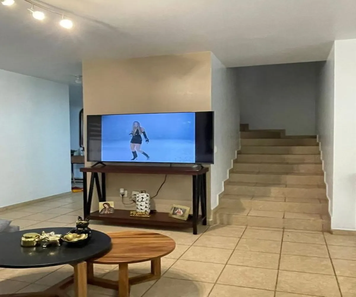 Casa En Venta,Villa California,Las Palmas 9, Tlajomulco de Zúñiga, Jalisco 45645, 3 Habitaciones,2 Baños,Las Palmas,1,pKxfysk