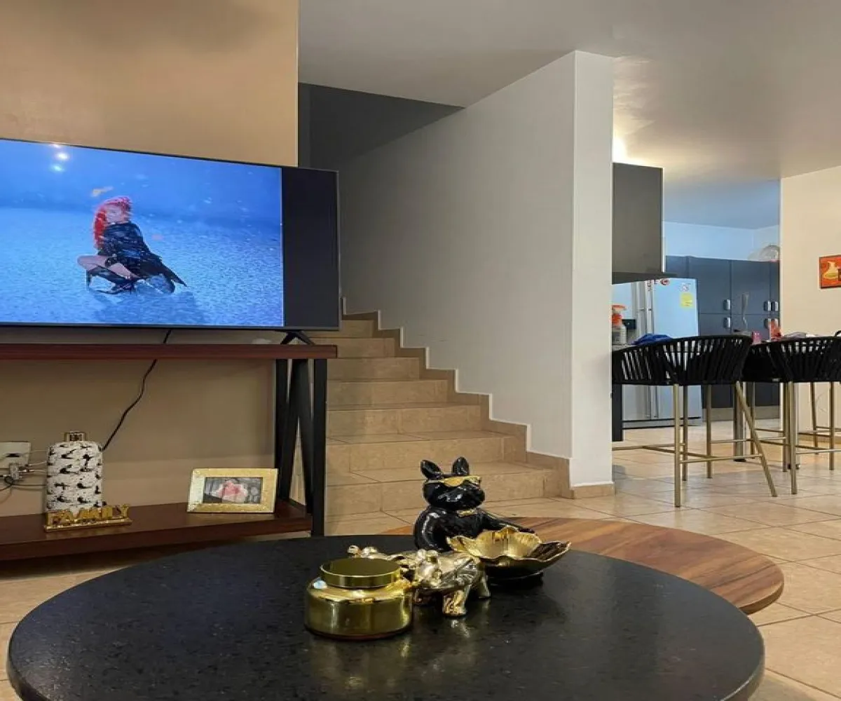 Casa En Venta,Villa California,Las Palmas 9, Tlajomulco de Zúñiga, Jalisco 45645, 3 Habitaciones,2 Baños,Las Palmas,1,pKxfysk