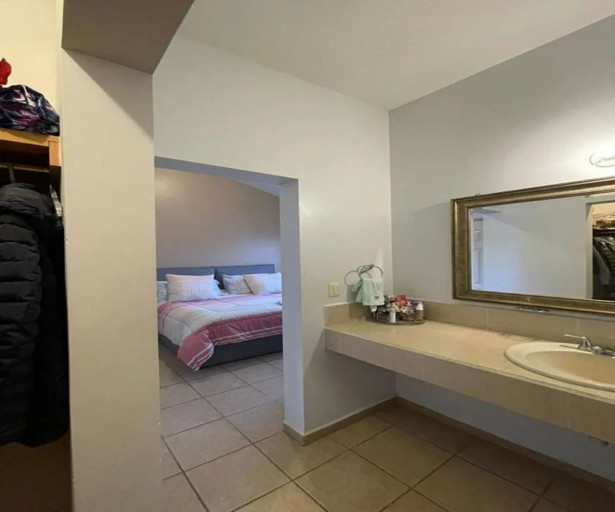 Casa En Venta,Villa California,Las Palmas 9, Tlajomulco de Zúñiga, Jalisco 45645, 3 Habitaciones,2 Baños,Las Palmas,1,pKxfysk