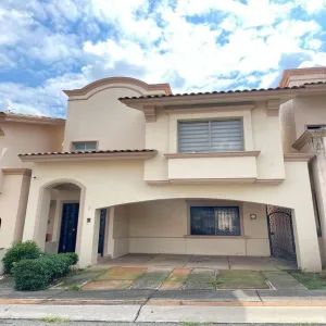 Casa En Venta,Villa California,Las Palmas 9, Tlajomulco de Zúñiga, Jalisco 45645, 3 Habitaciones,2 Baños,Las Palmas,1,pKxfysk