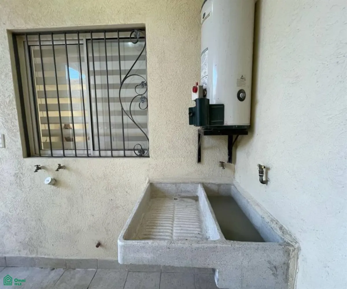 Casa En Venta,Residencial Alta California,Chula Vista (Coto Pasadena) 19, Tlajomulco de Zuniga, Jalisco 45640, 3 Habitaciones,2 Baños,Chula Vista (Coto Pasadena),2,MX251025403