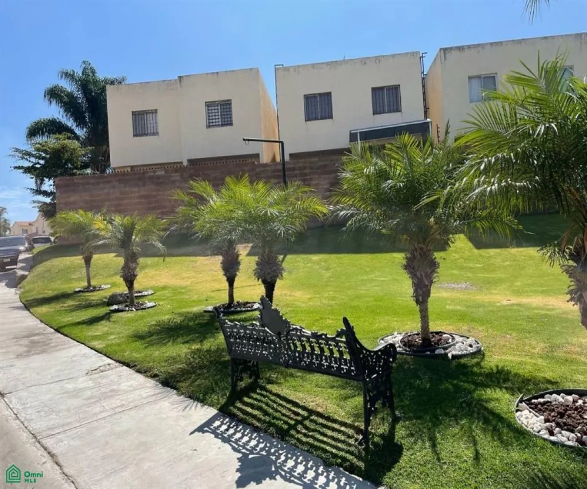 Casa En Venta,Residencial Alta California,Chula Vista (Coto Pasadena) 19, Tlajomulco de Zuniga, Jalisco 45640, 3 Habitaciones,2 Baños,Chula Vista (Coto Pasadena),2,MX251025403