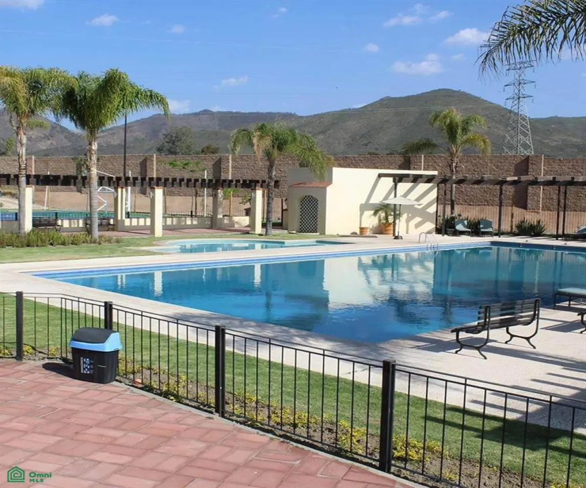 Casa En Venta,Residencial Alta California,Chula Vista (Coto Pasadena) 19, Tlajomulco de Zuniga, Jalisco 45640, 3 Habitaciones,2 Baños,Chula Vista (Coto Pasadena),2,MX251025403