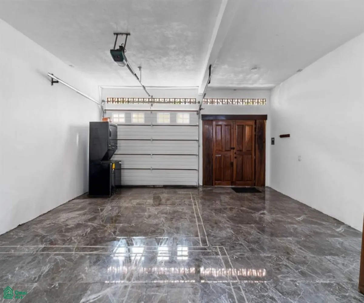 Casa En Venta,Primavera de Vallarta,Andador Antonio Caso 105, Puerto Vallarta, Jalisco 48313, 3 Habitaciones,2 Baños,Andador Antonio Caso,3,MX251025463