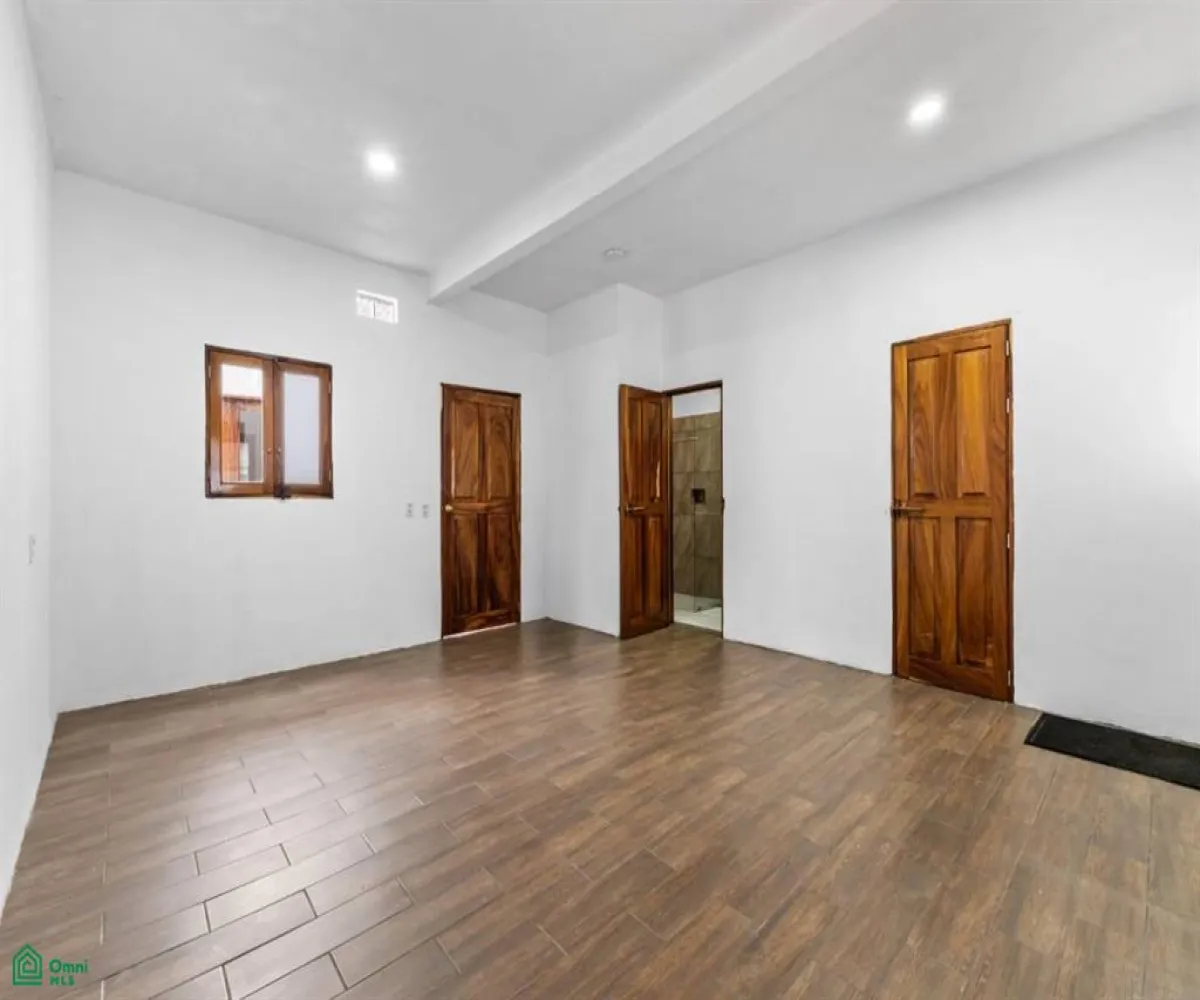 Casa En Venta,Primavera de Vallarta,Andador Antonio Caso 105, Puerto Vallarta, Jalisco 48313, 3 Habitaciones,2 Baños,Andador Antonio Caso,3,MX251025463