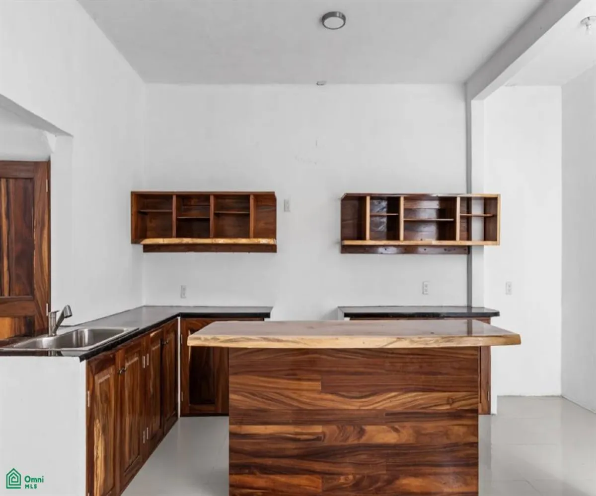 Casa En Venta,Primavera de Vallarta,Andador Antonio Caso 105, Puerto Vallarta, Jalisco 48313, 3 Habitaciones,2 Baños,Andador Antonio Caso,3,MX251025463