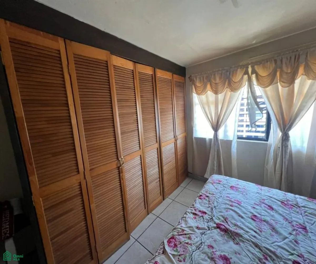 Casa En Venta,Del Fresno 1a. Sección,Zapote 1437, Guadalajara, Jalisco 44921, 6 Habitaciones,3 Baños,Zapote,2,MX251025471