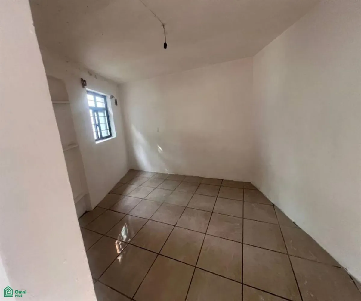 Casa En Venta,Del Fresno 1a. Sección,Zapote 1437, Guadalajara, Jalisco 44921, 6 Habitaciones,3 Baños,Zapote,2,MX251025471