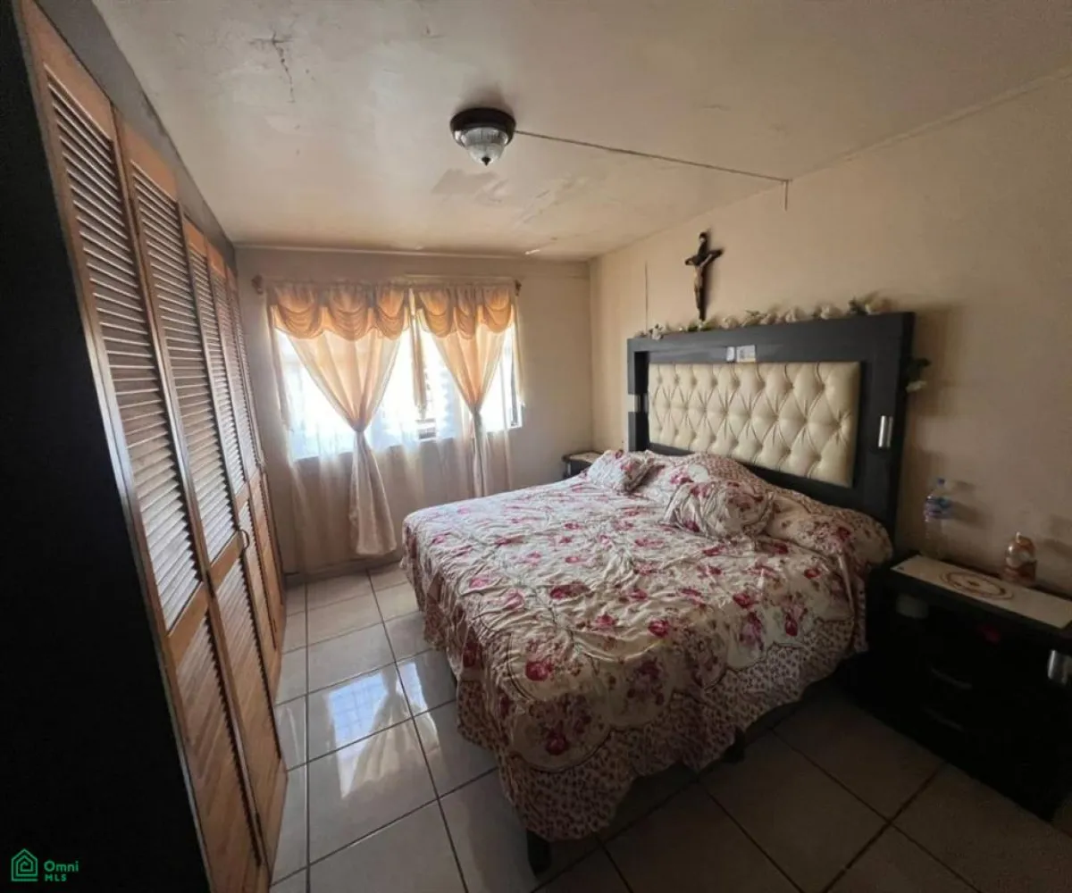 Casa En Venta,Del Fresno 1a. Sección,Zapote 1437, Guadalajara, Jalisco 44921, 6 Habitaciones,3 Baños,Zapote,2,MX251025471