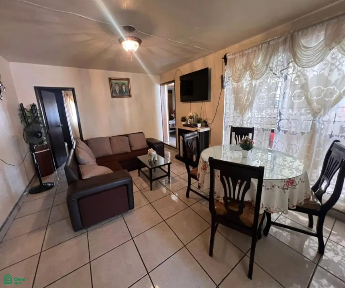 Casa En Venta,Del Fresno 1a. Sección,Zapote 1437, Guadalajara, Jalisco 44921, 6 Habitaciones,3 Baños,Zapote,2,MX251025471