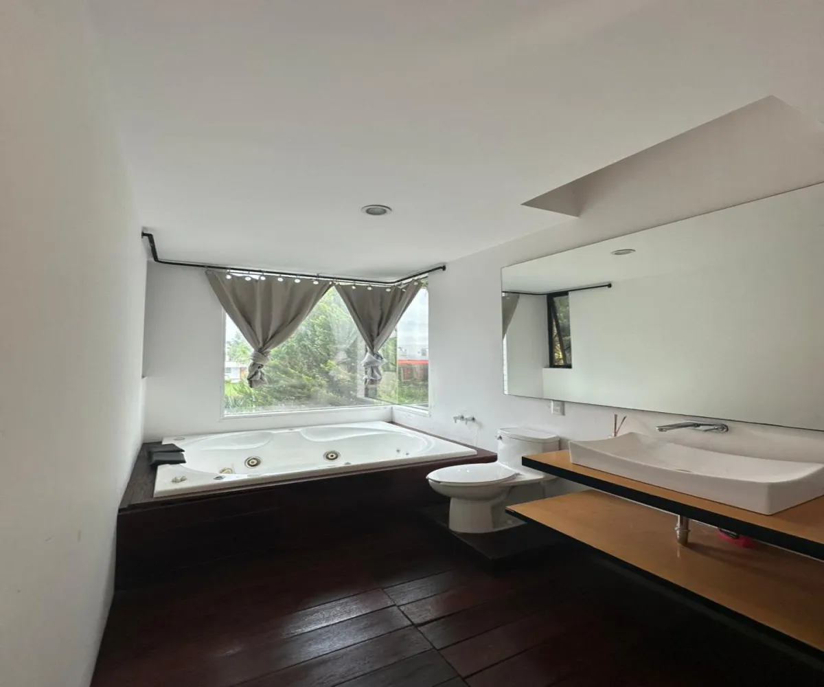 Casa En Venta,Solares,P. Solares 999 79, Zapopan, Jalisco 45019, 4 Habitaciones,4 Baños,Coto 8 SAVEIRA,P. Solares,2,723251