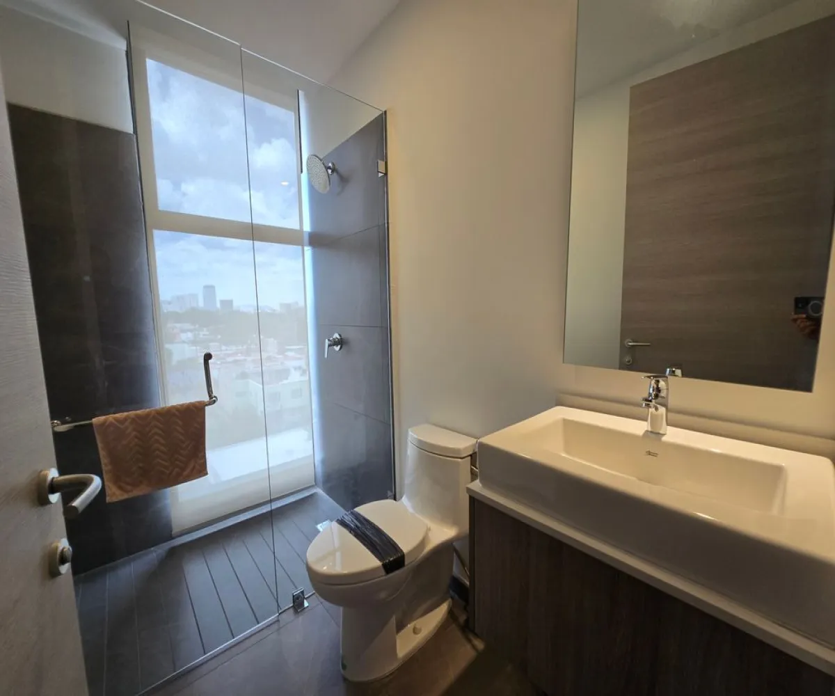 Departamento En Venta,Arcos Vallarta,Avenida Ignacio L Vallarta 2468 16, Guadalajara, Jalisco 44130, 2 Habitaciones,2 Baños,Avenida Ignacio L Vallarta,1,pX8i6BB