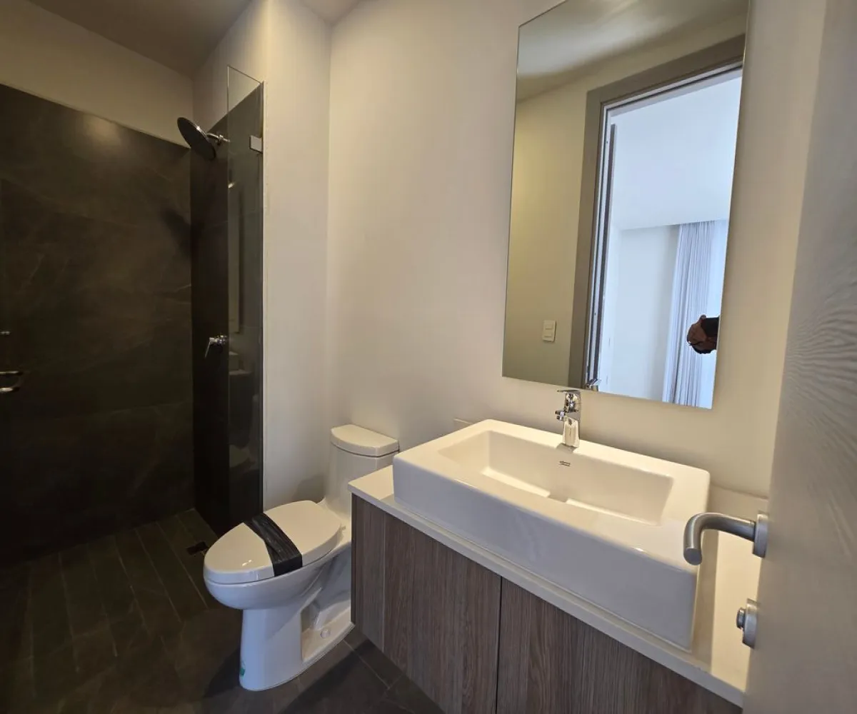 Departamento En Venta,Arcos Vallarta,Avenida Ignacio L Vallarta 2468 16, Guadalajara, Jalisco 44130, 2 Habitaciones,2 Baños,Avenida Ignacio L Vallarta,1,pX8i6BB