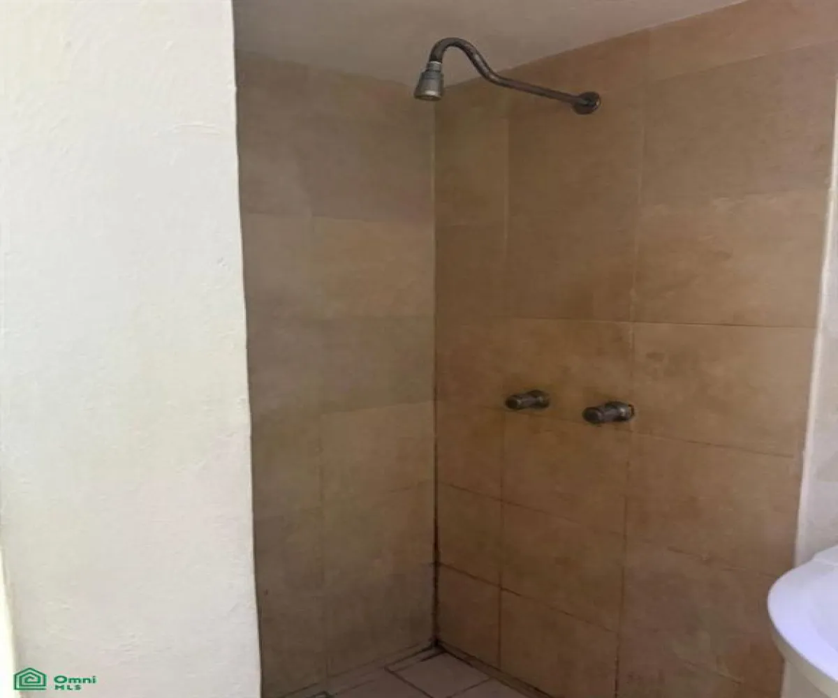 Casa En Venta,Jardines Alcalde,Jose manzano 626, Guadalajara, Jalisco 44298, 5 Habitaciones,3 Baños,Jose manzano,2,MX251025972