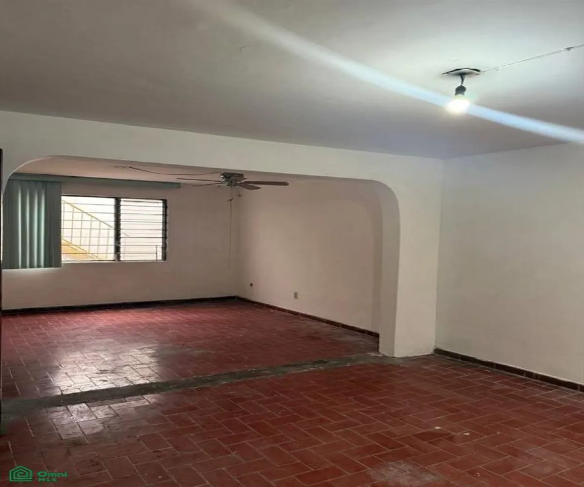 Casa En Venta,Jardines Alcalde,Jose manzano 626, Guadalajara, Jalisco 44298, 5 Habitaciones,3 Baños,Jose manzano,2,MX251025972