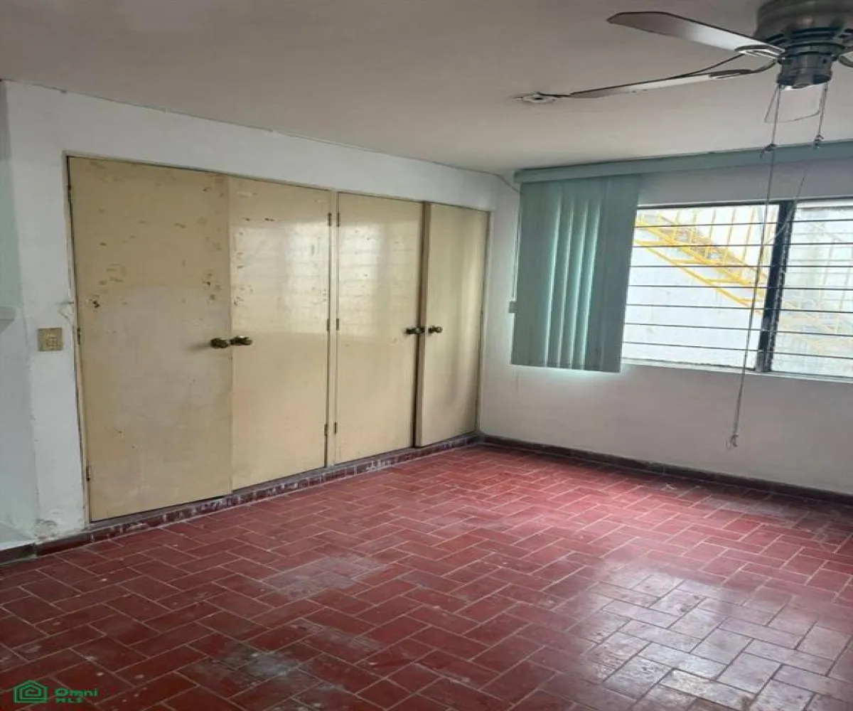 Casa En Venta,Jardines Alcalde,Jose manzano 626, Guadalajara, Jalisco 44298, 5 Habitaciones,3 Baños,Jose manzano,2,MX251025972