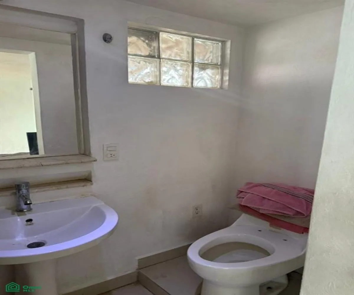 Casa En Venta,Jardines Alcalde,Jose manzano 626, Guadalajara, Jalisco 44298, 5 Habitaciones,3 Baños,Jose manzano,2,MX251025972