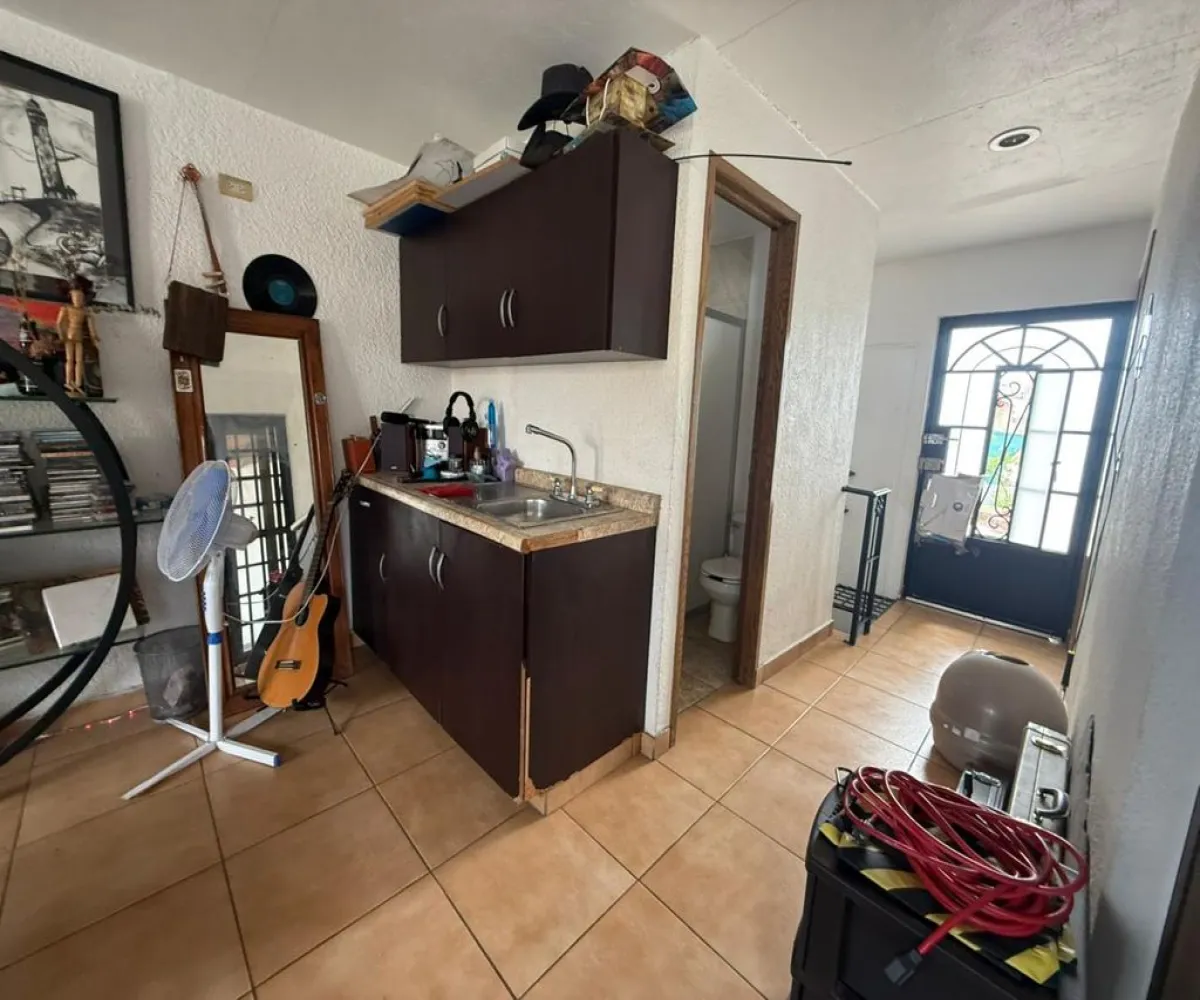 Casa En Venta,Independencia Oriente,Monte Everest 1204, Guadalajara, Jalisco 44340, 4 Habitaciones,4 Baños,Monte Everest,3,p3kRMR1